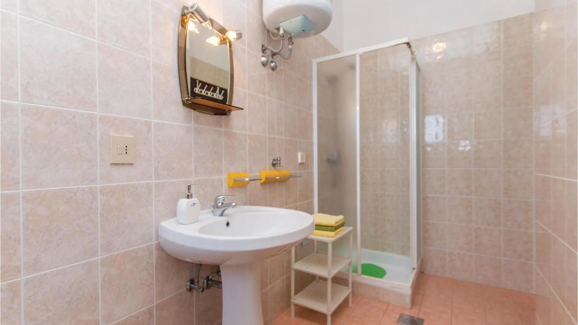 4 Bedroom Stunning Apartment In Labin  Labin (Istria)