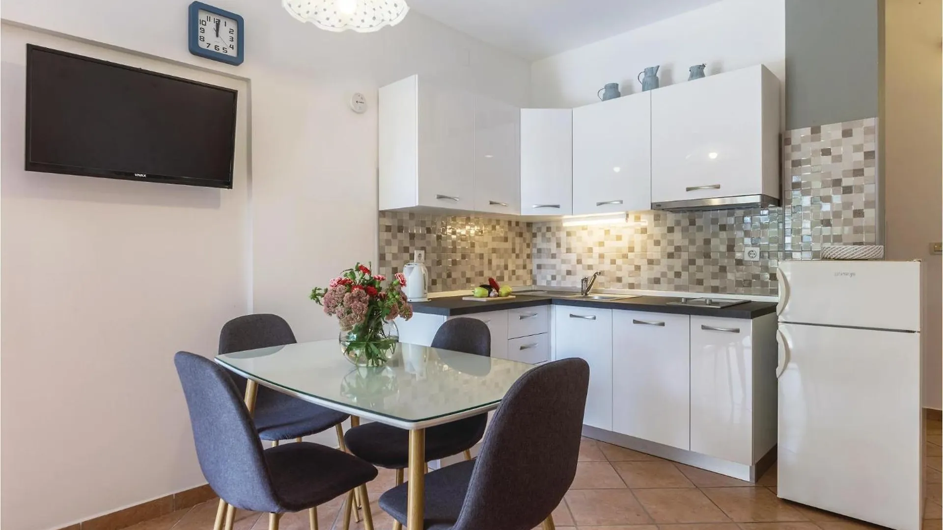 4 Bedroom Stunning Apartment In Labin
