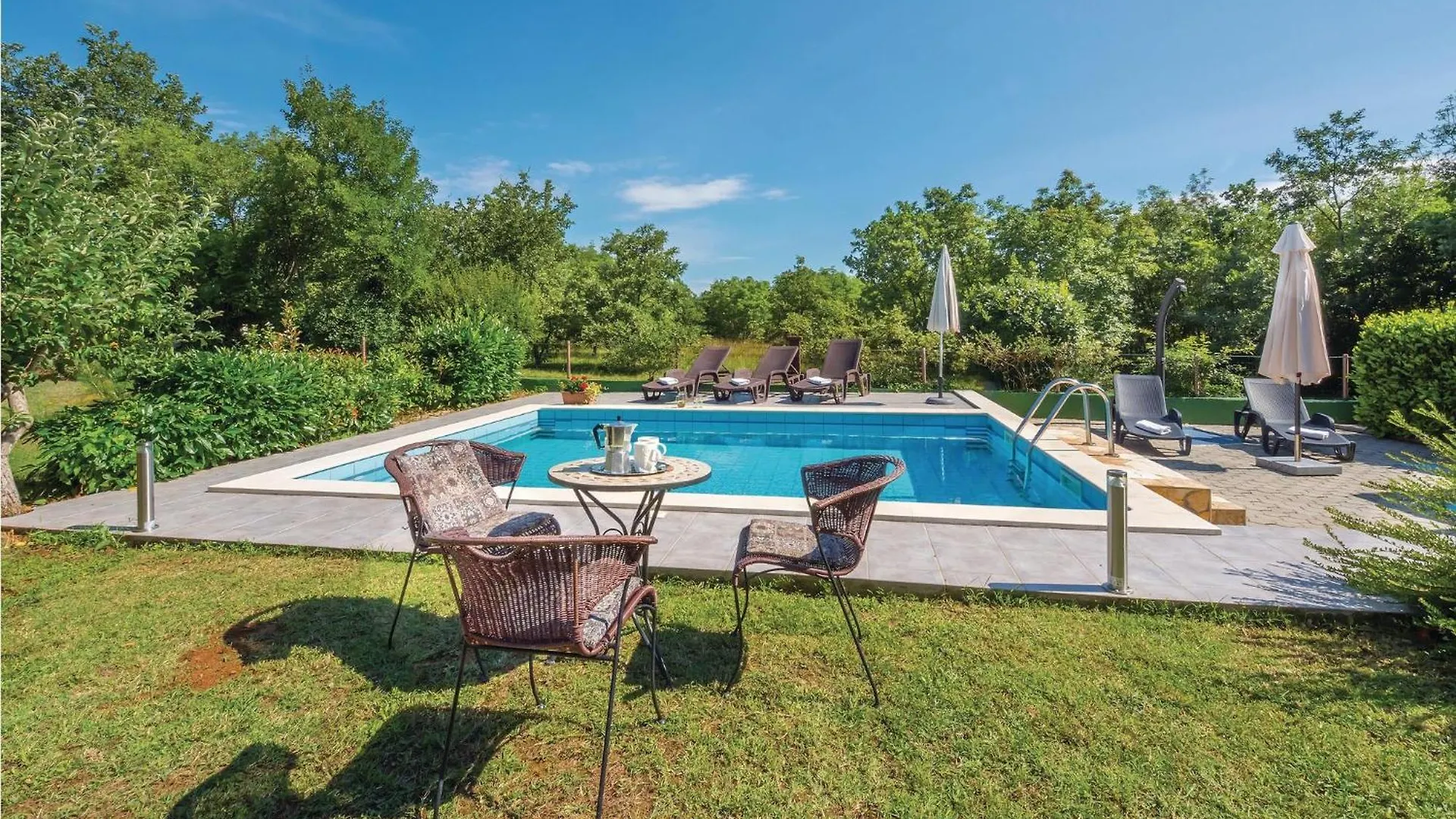 4 Bedroom Stunning Apartment In Labin Croatia
